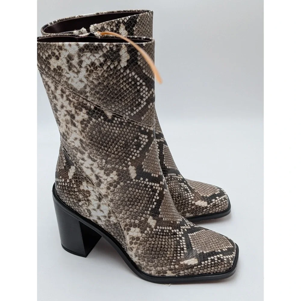 Franco Sarto Boots Womens 5.5M Gray Stevie Snakeskin Square Toe‎ Block Heel Zip